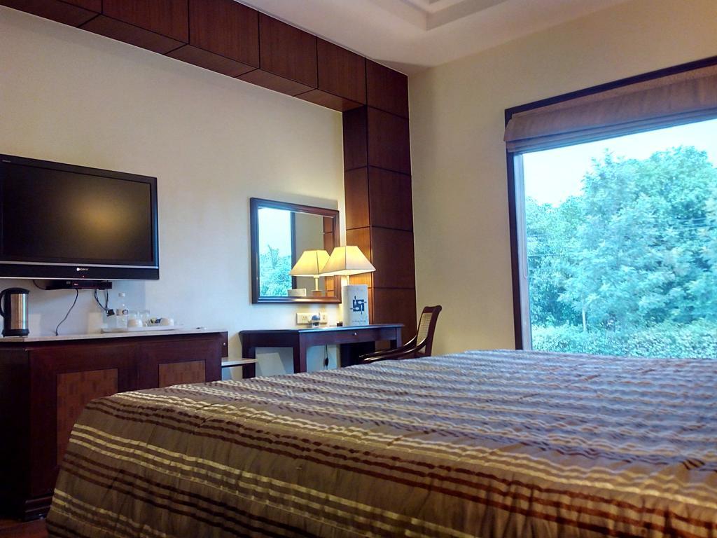 Hotel The Ocean Pearl Retreat Neu-Delhi Zimmer foto
