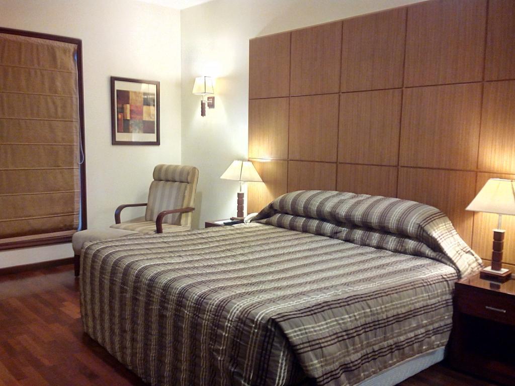 Hotel The Ocean Pearl Retreat Neu-Delhi Zimmer foto